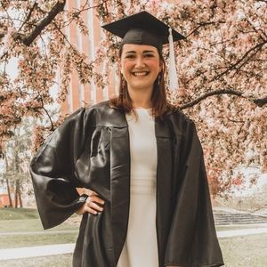 Meet your Posher, Emma